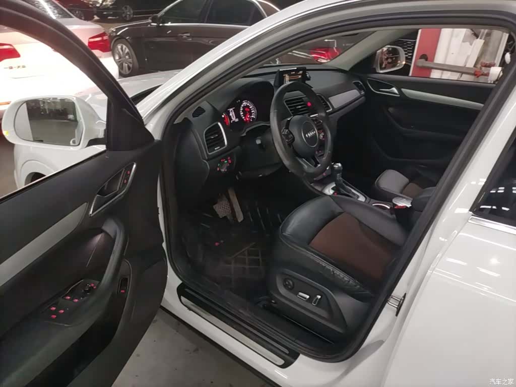 Audi Q3, 2019 16