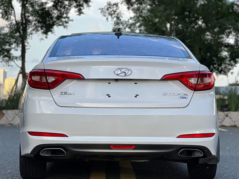 Hyundai Sonata Hyundai Sonata