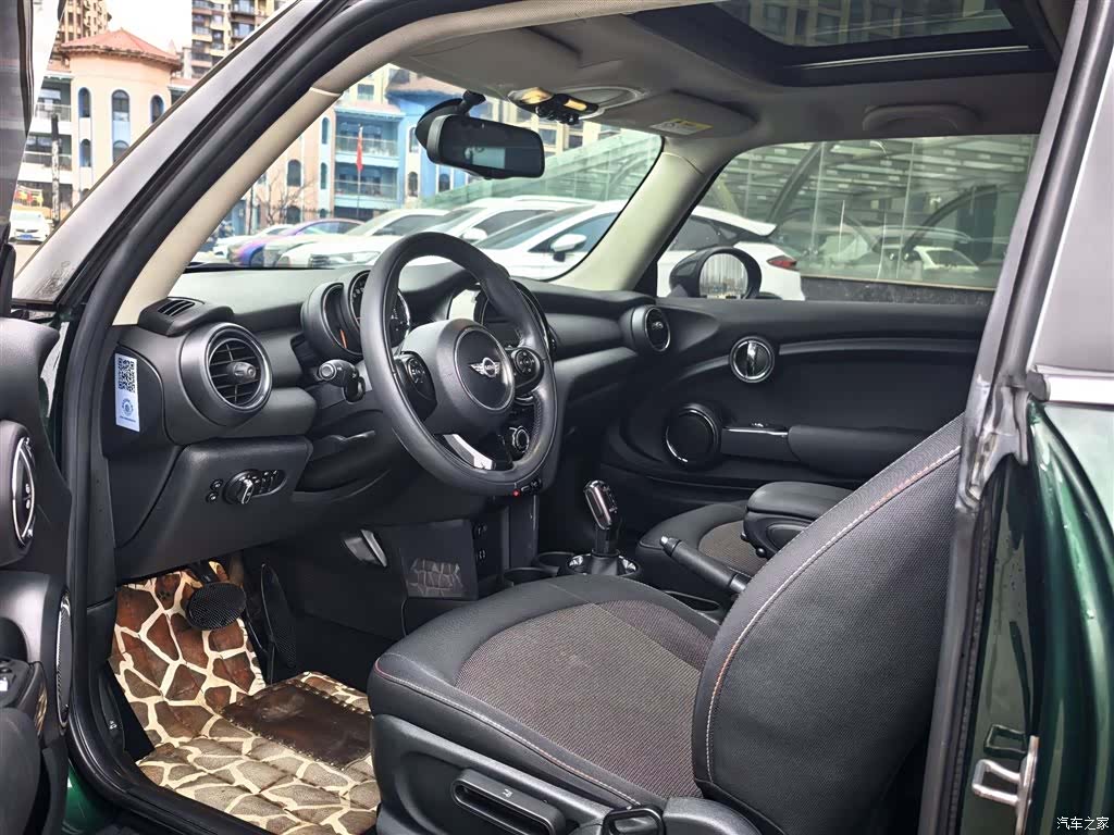 Mini ONE, 2018 18