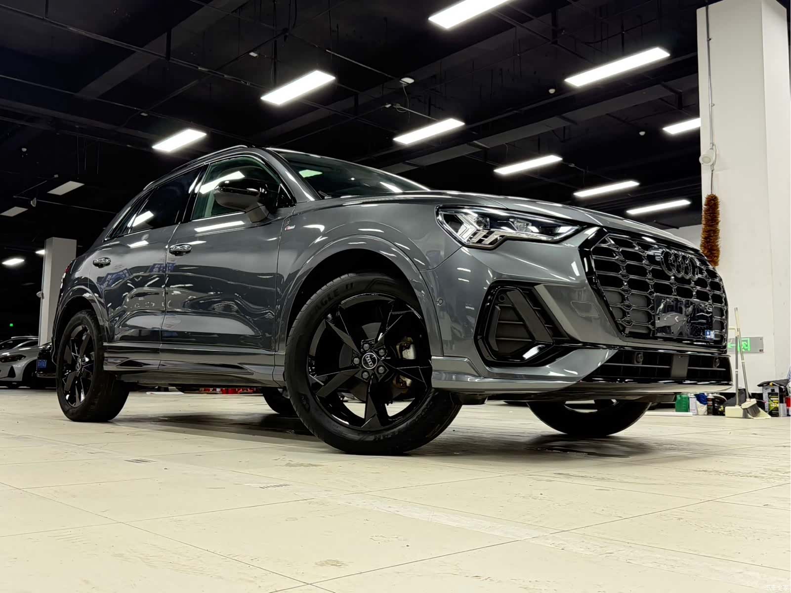 Audi Q3, 2022 2