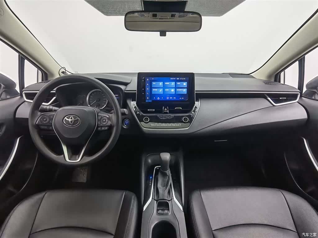 Toyota Corolla, 2021 все фото