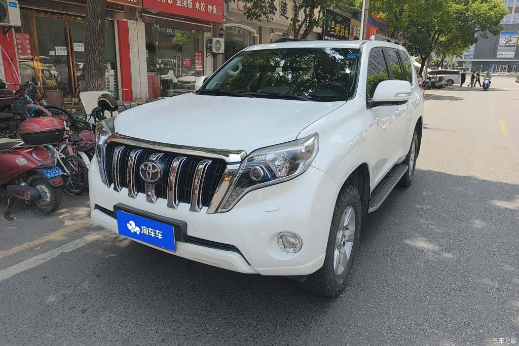 Toyota Prado, 2015 1