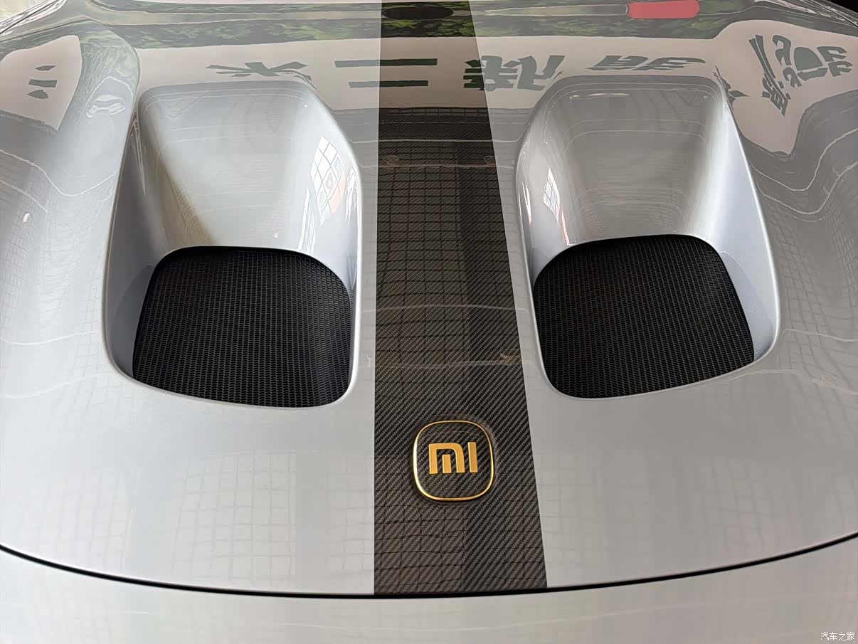 Xiaomi SU7, 2025 12