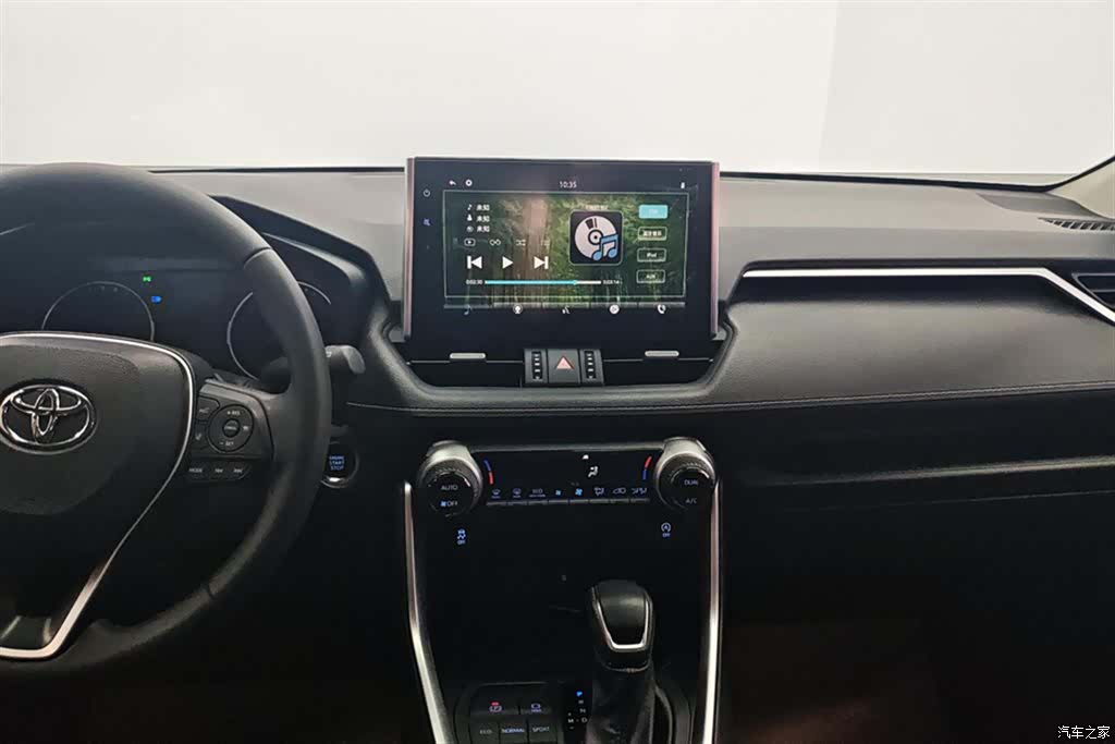 Toyota Wildlander, 2023 13