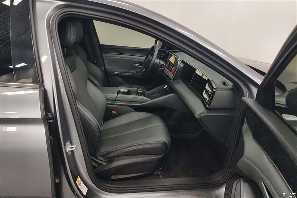 BYD Qin, 2025 8