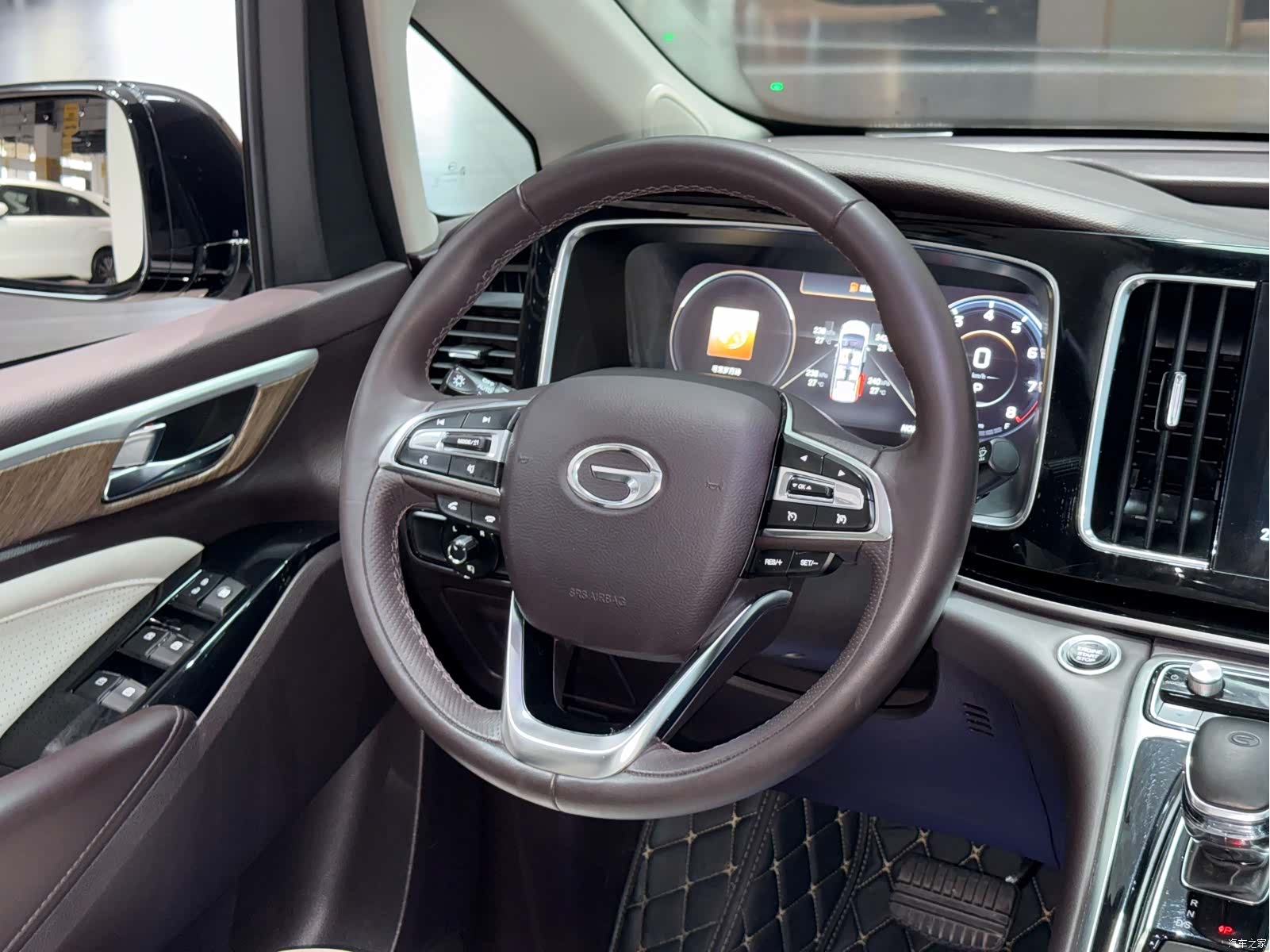 Trumpchi M8, 2021 12