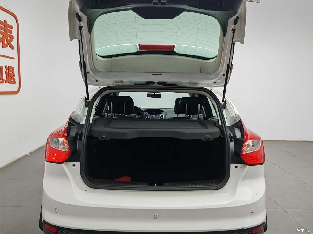 Ford Focus, 2014 16