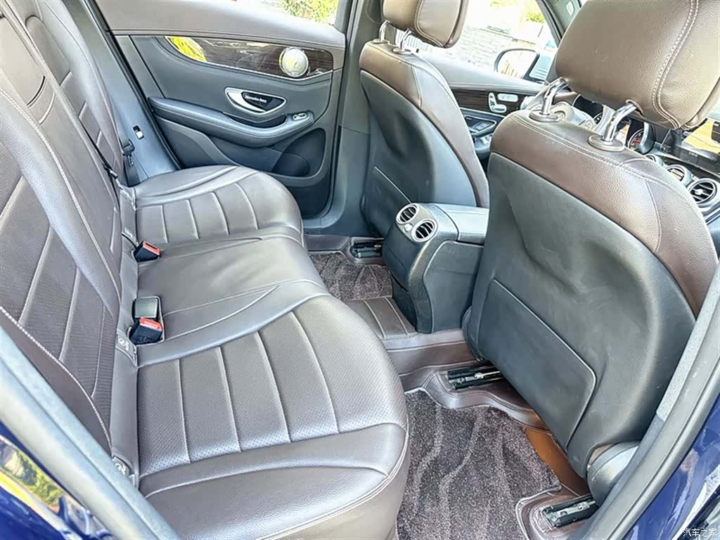 Mercedes-Benz GLC, 2016 12