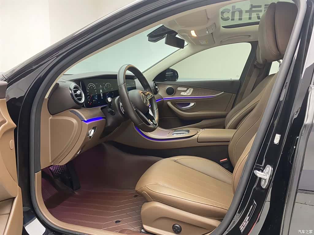 Mercedes-Benz E-Class, 2023 17