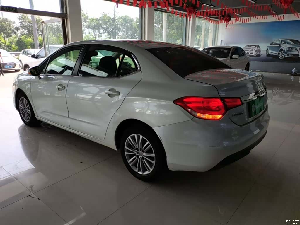 Citroen C4, 2015 все фото