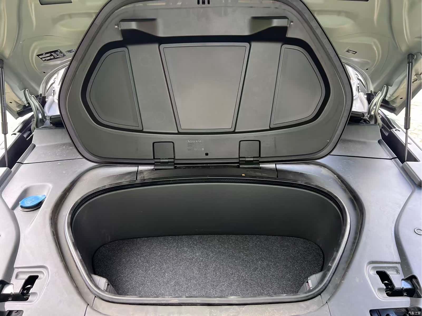 Volvo XC40, 2022 12