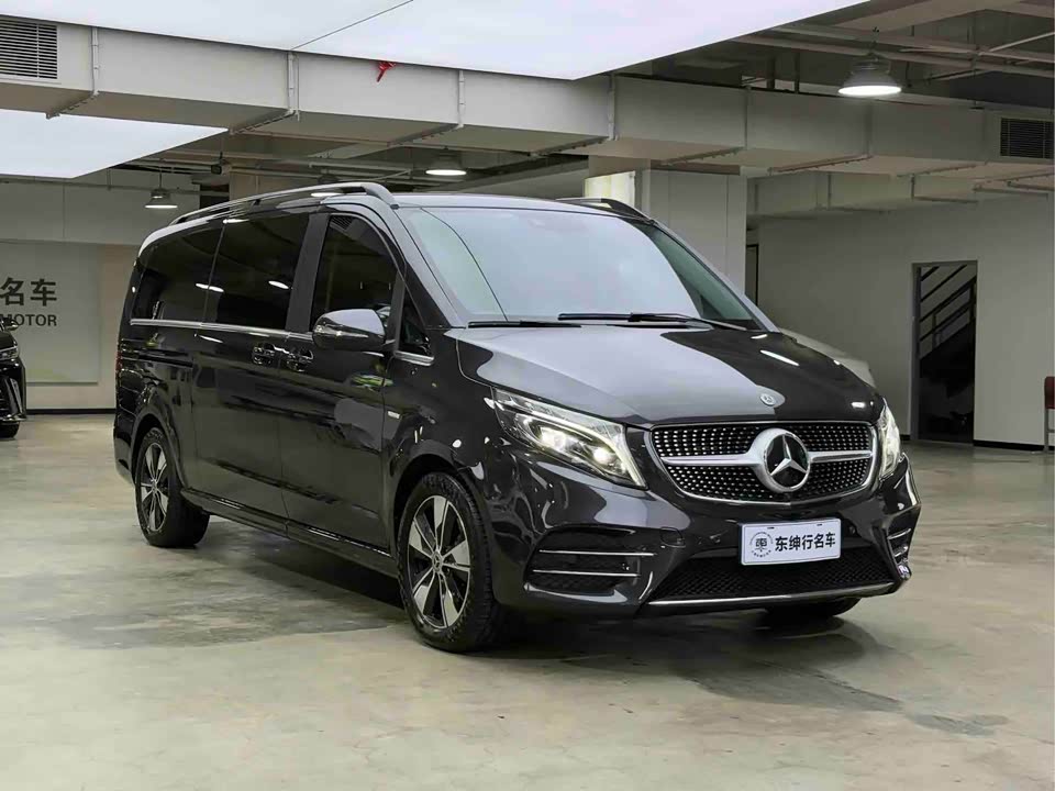 Mercedes-Benz V-class