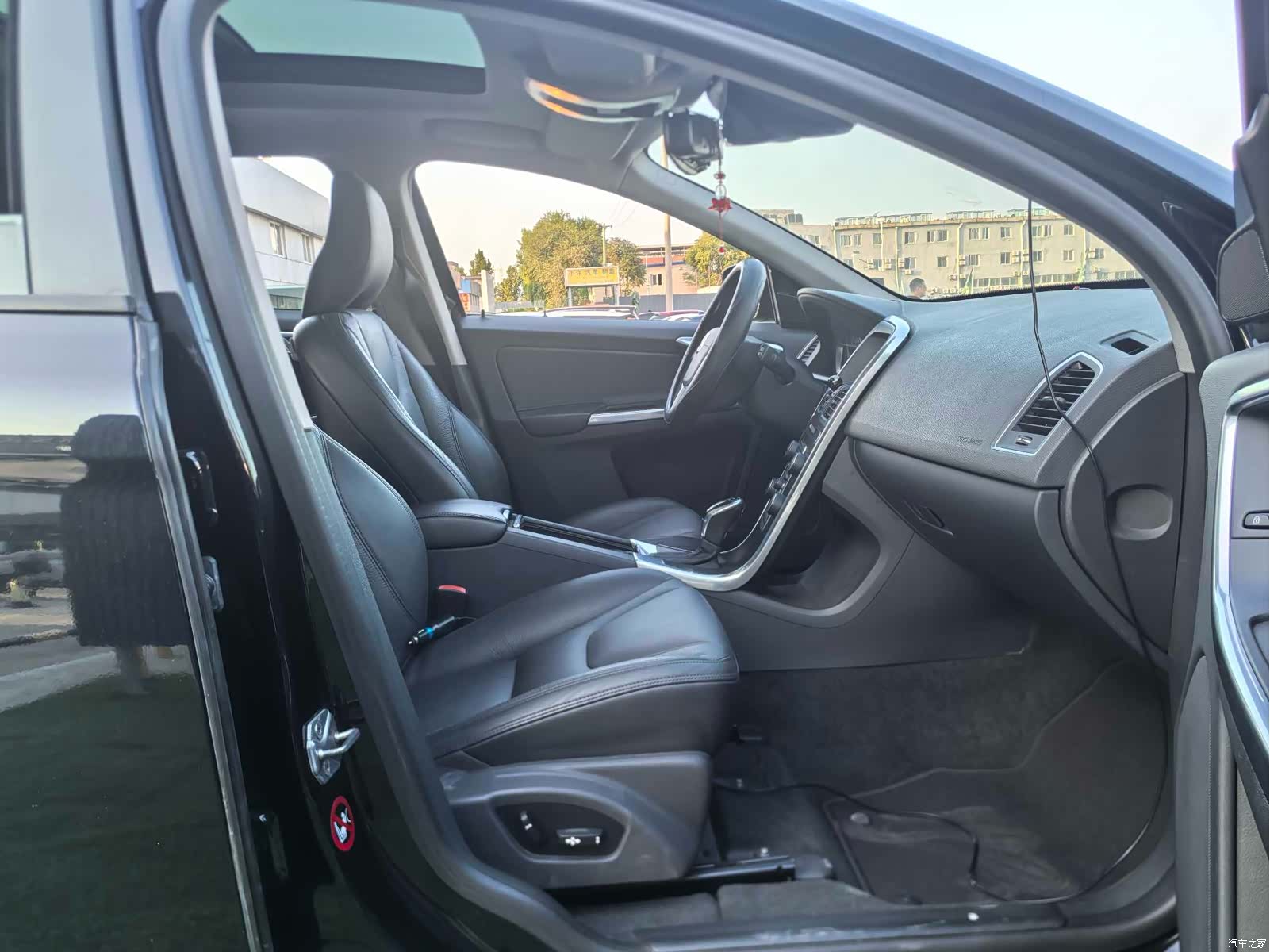 Volvo XC60, 2013 16