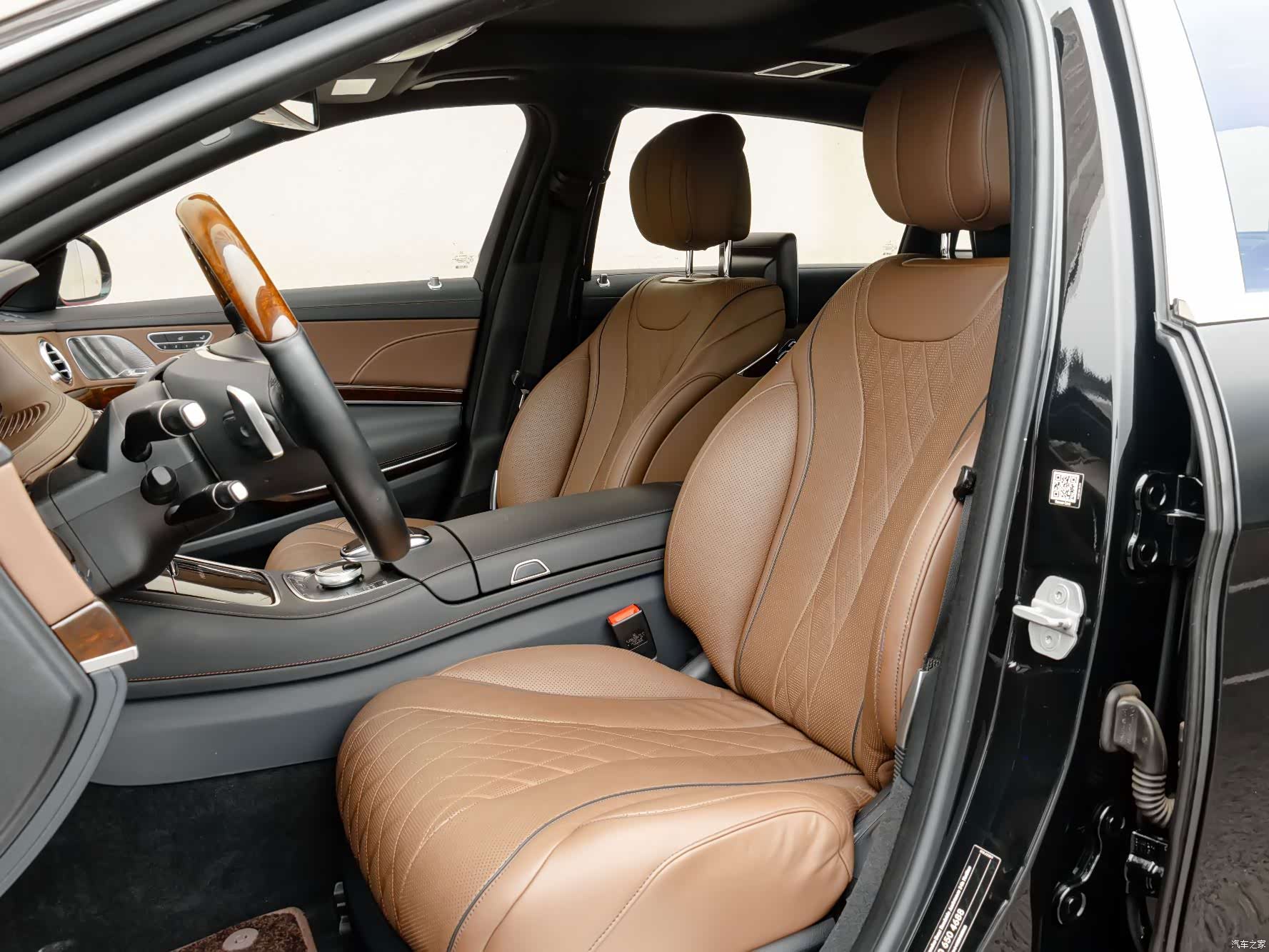 Maybach S-Class, 2016 16