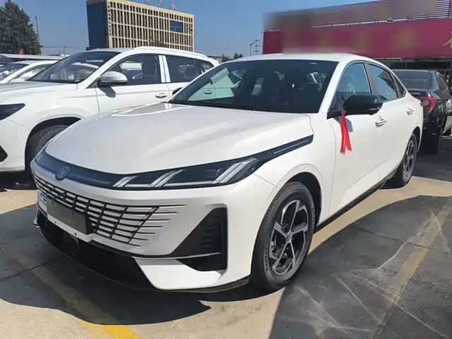 Changan Eado 2026 — купить из Китая под заказ