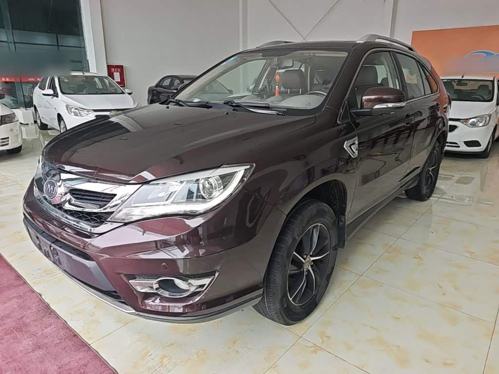 BYD S7
