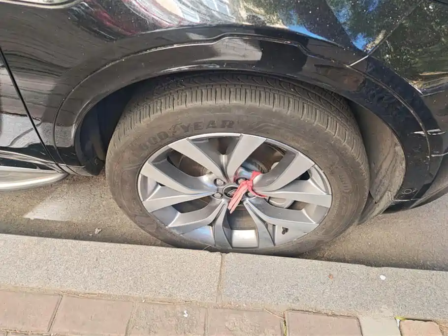 Land Rover Discover sports