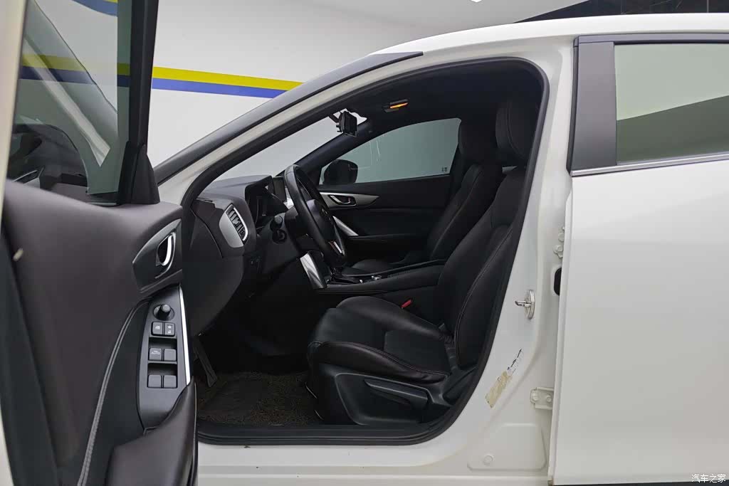 Mazda CX-4, 2016 9