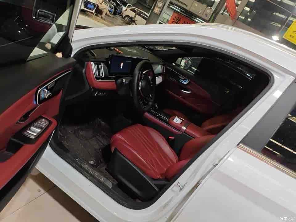 Jetour X70, 2025 9
