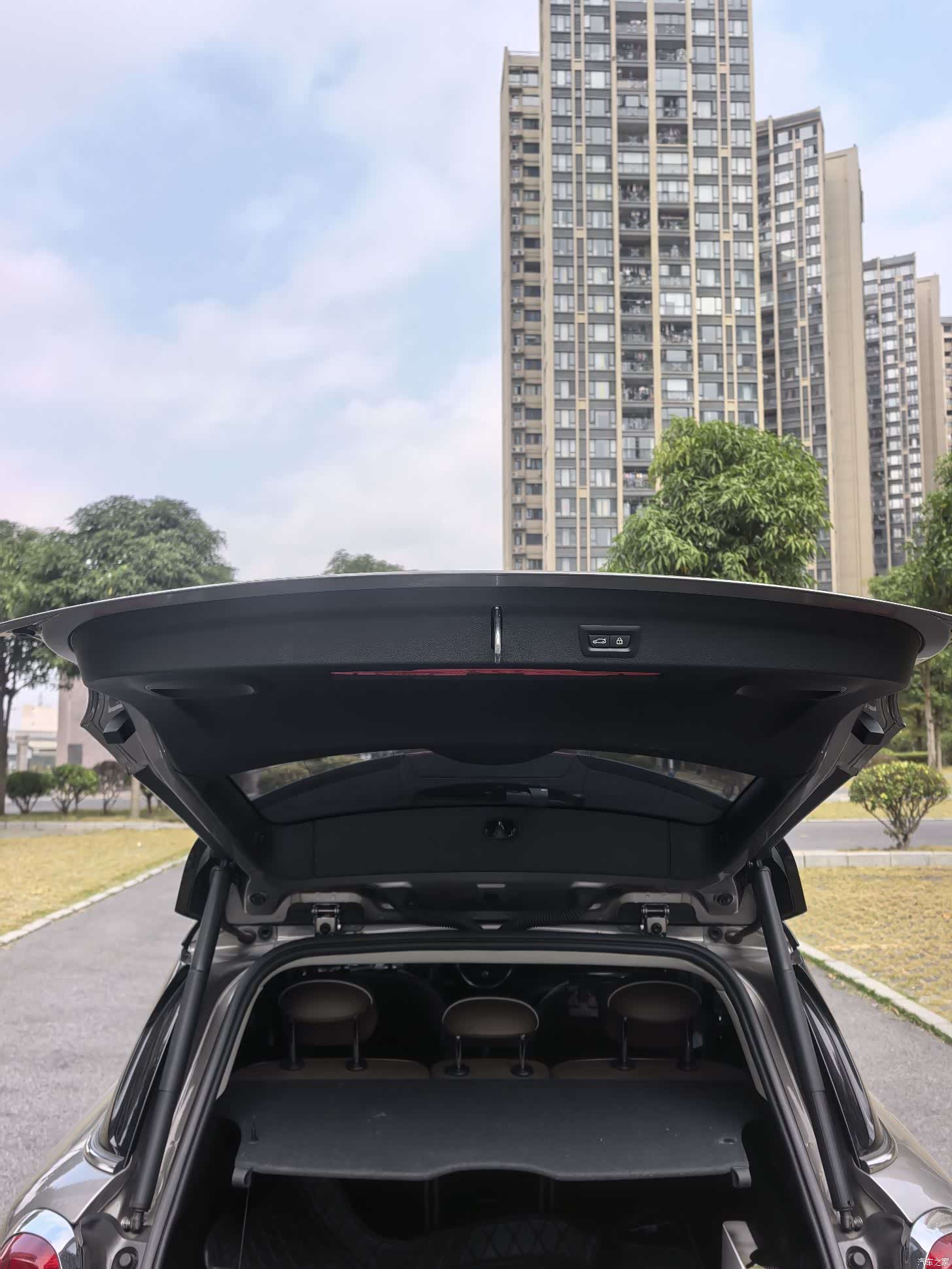 Mini Countryman, 2019 16