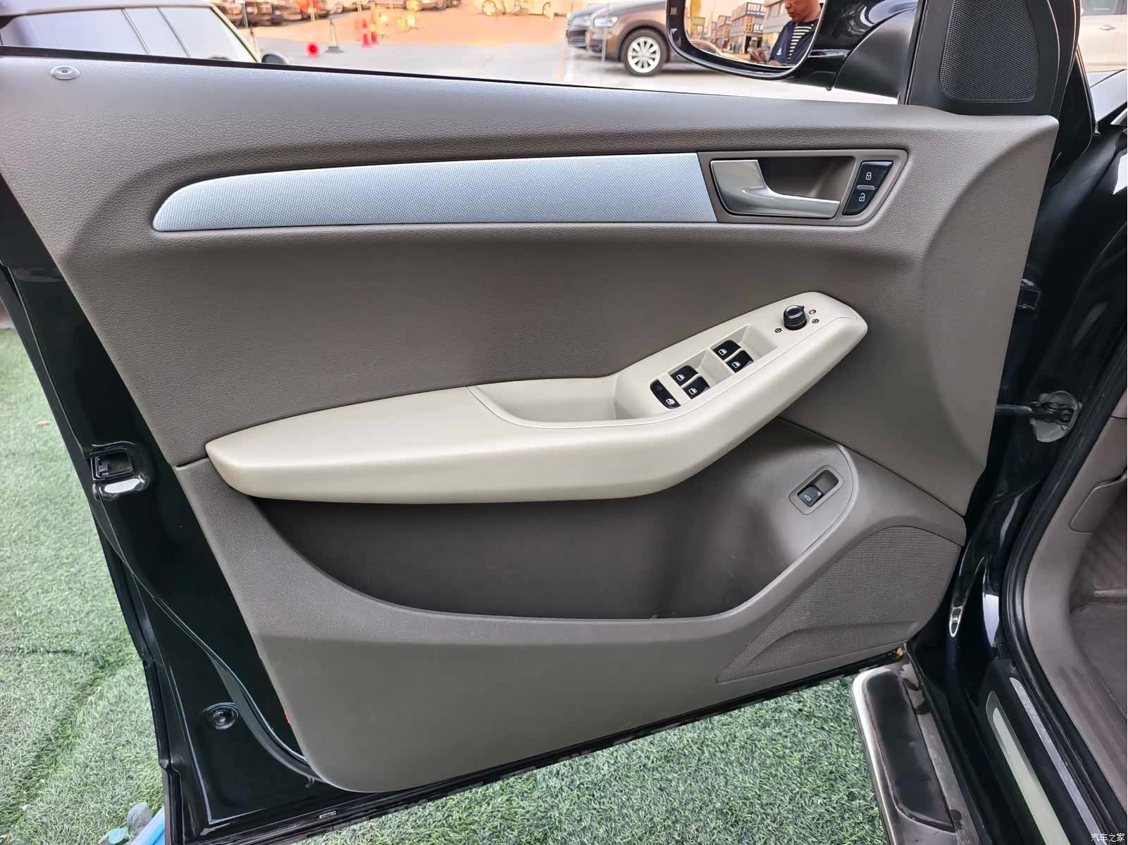 Audi Q5, 2010 7