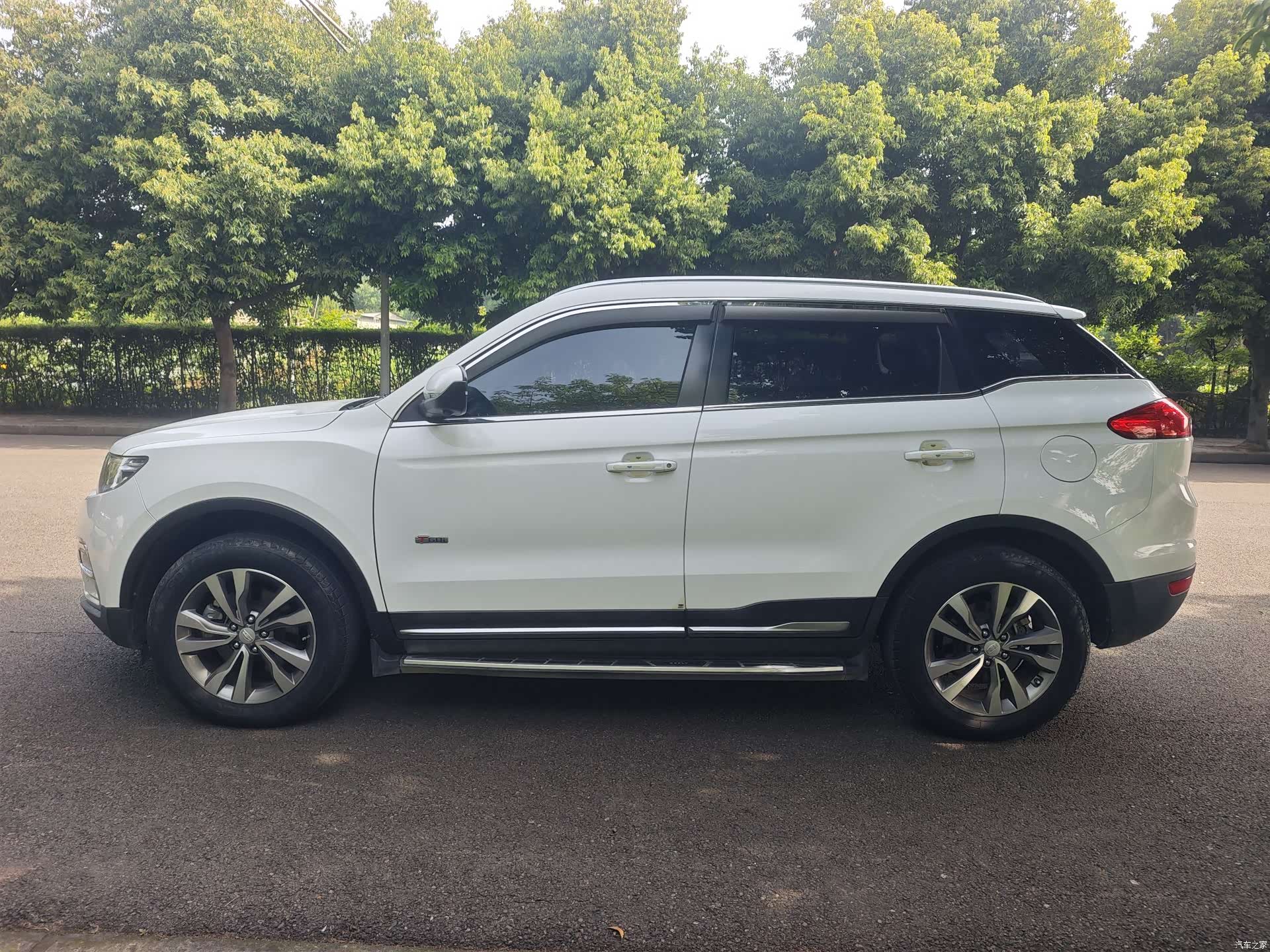 Geely Boyue, 2016 4