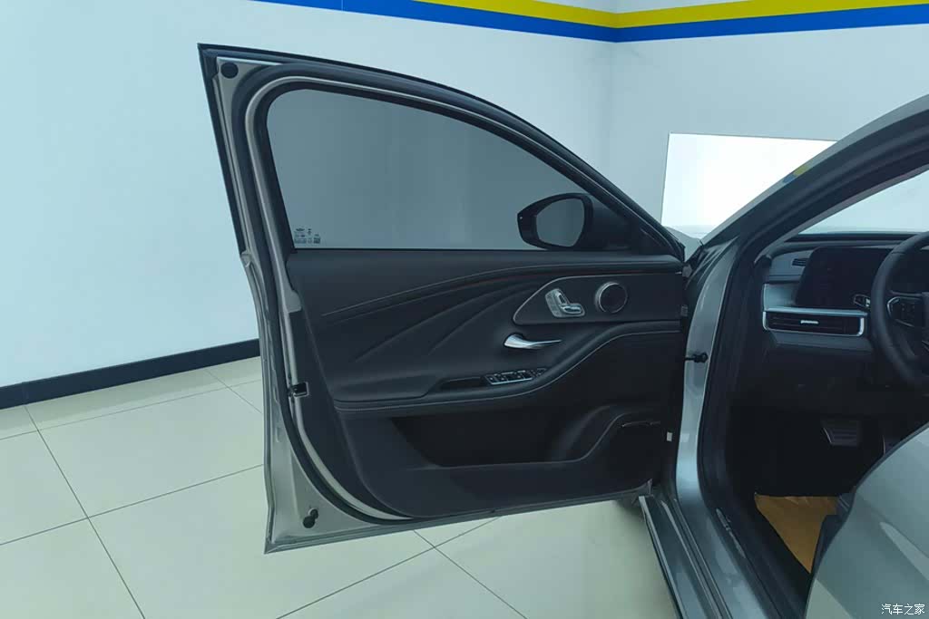 Chery Arrizo 8, 2024 7