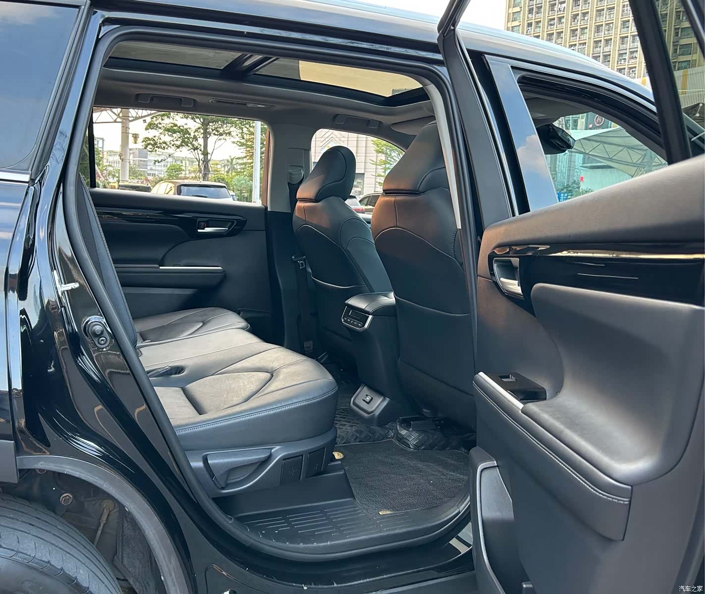 Toyota Highlander, 2023 12