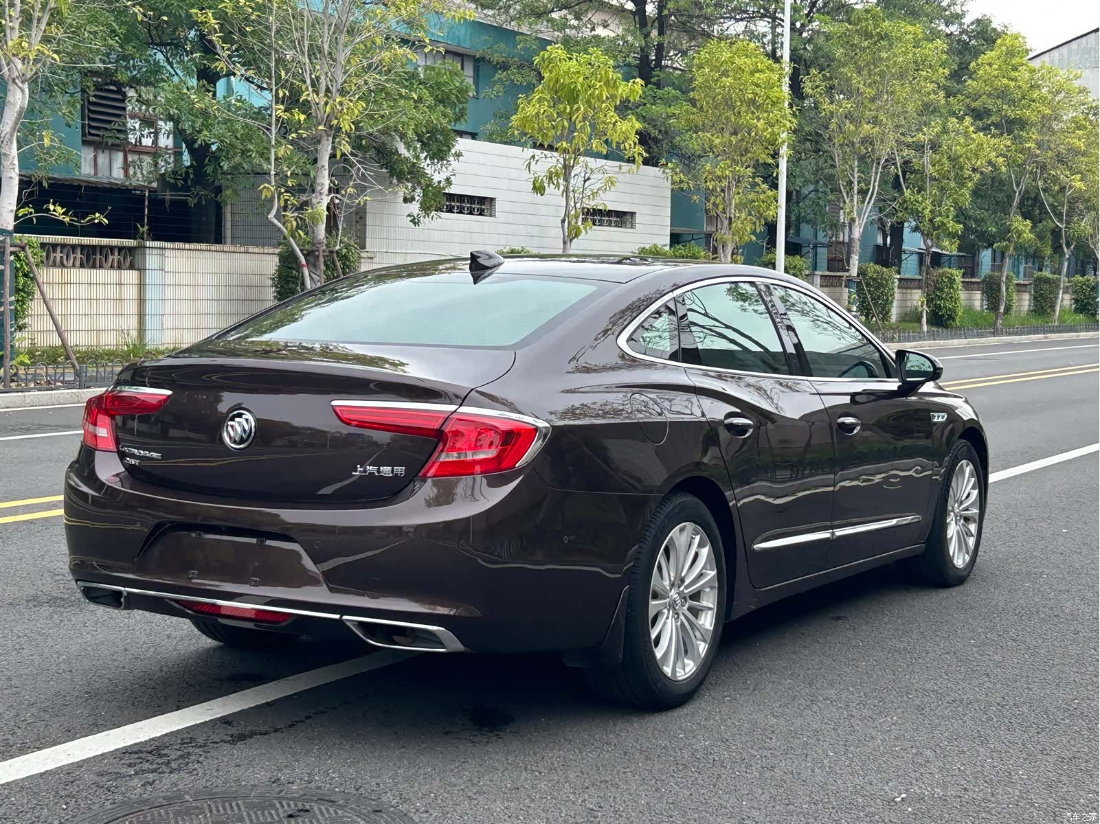 Buick LaCrosse, 2017 9