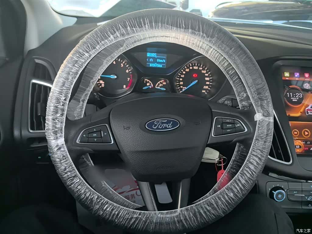 Ford Focus, 2018 11