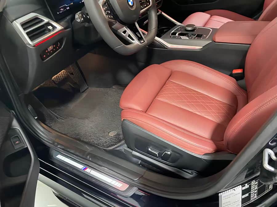 BMW 3 Series 2025, фото 6