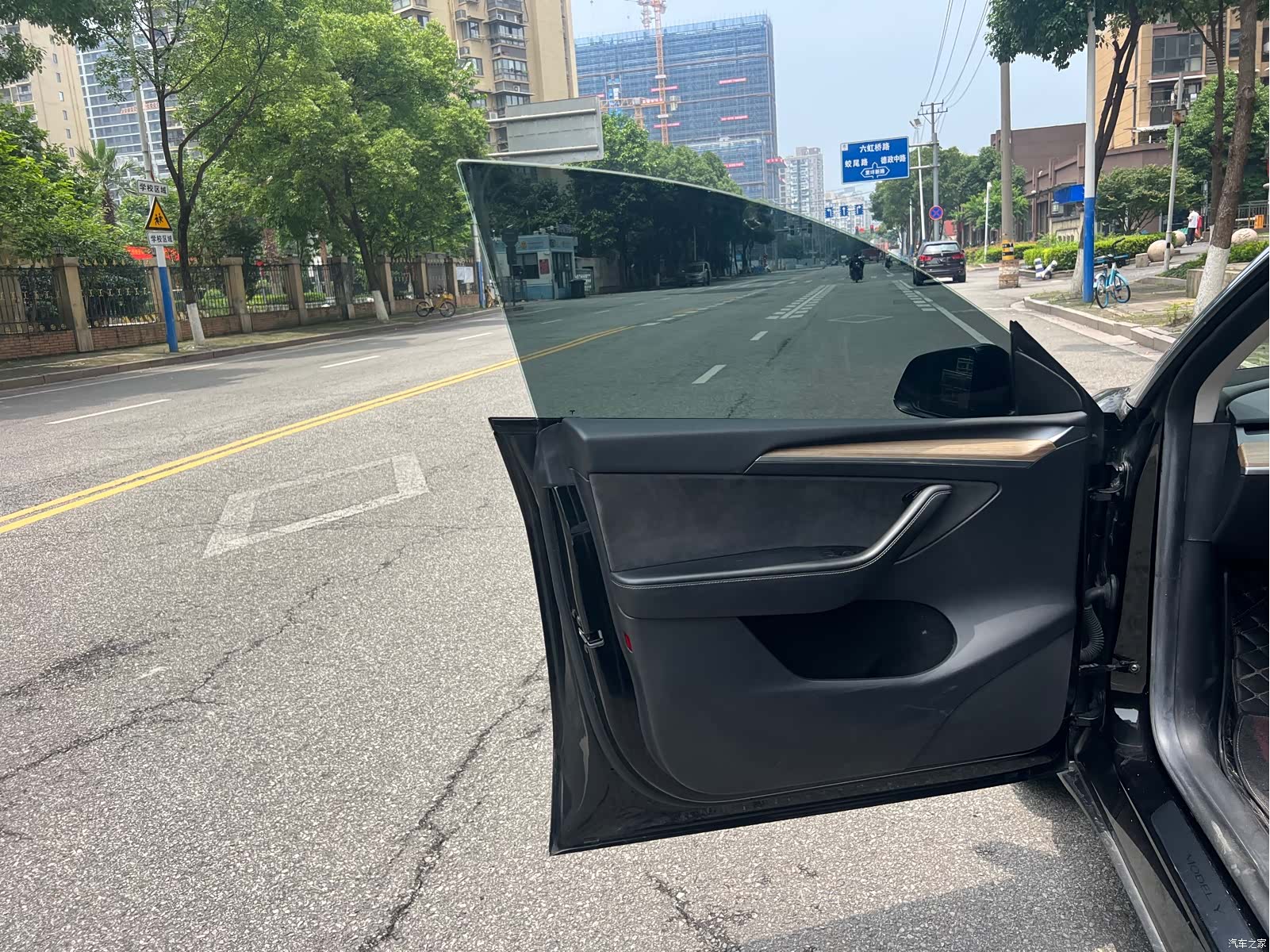 Tesla Model Y, 2022 26