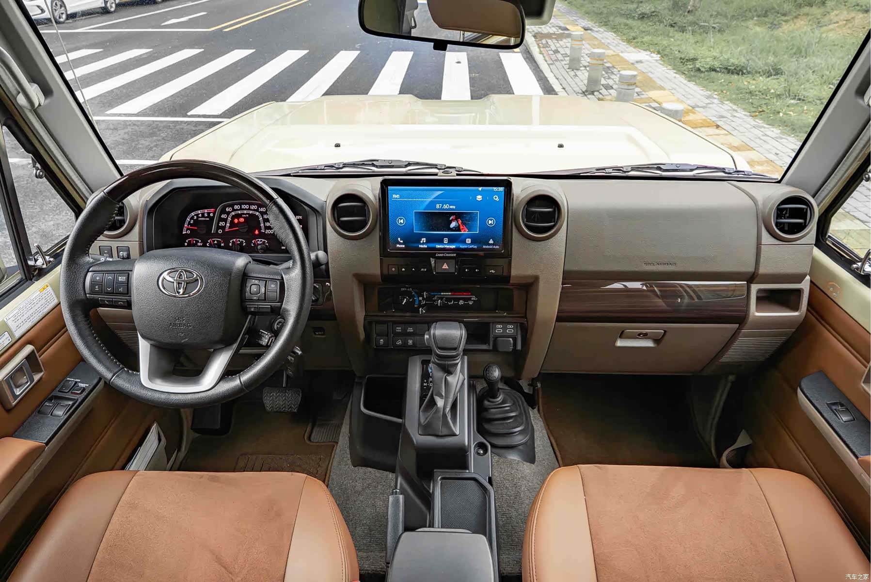 Toyota Land Cruiser, 2025 14