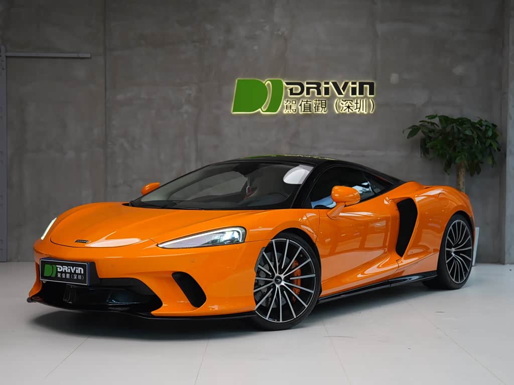McLaren GT