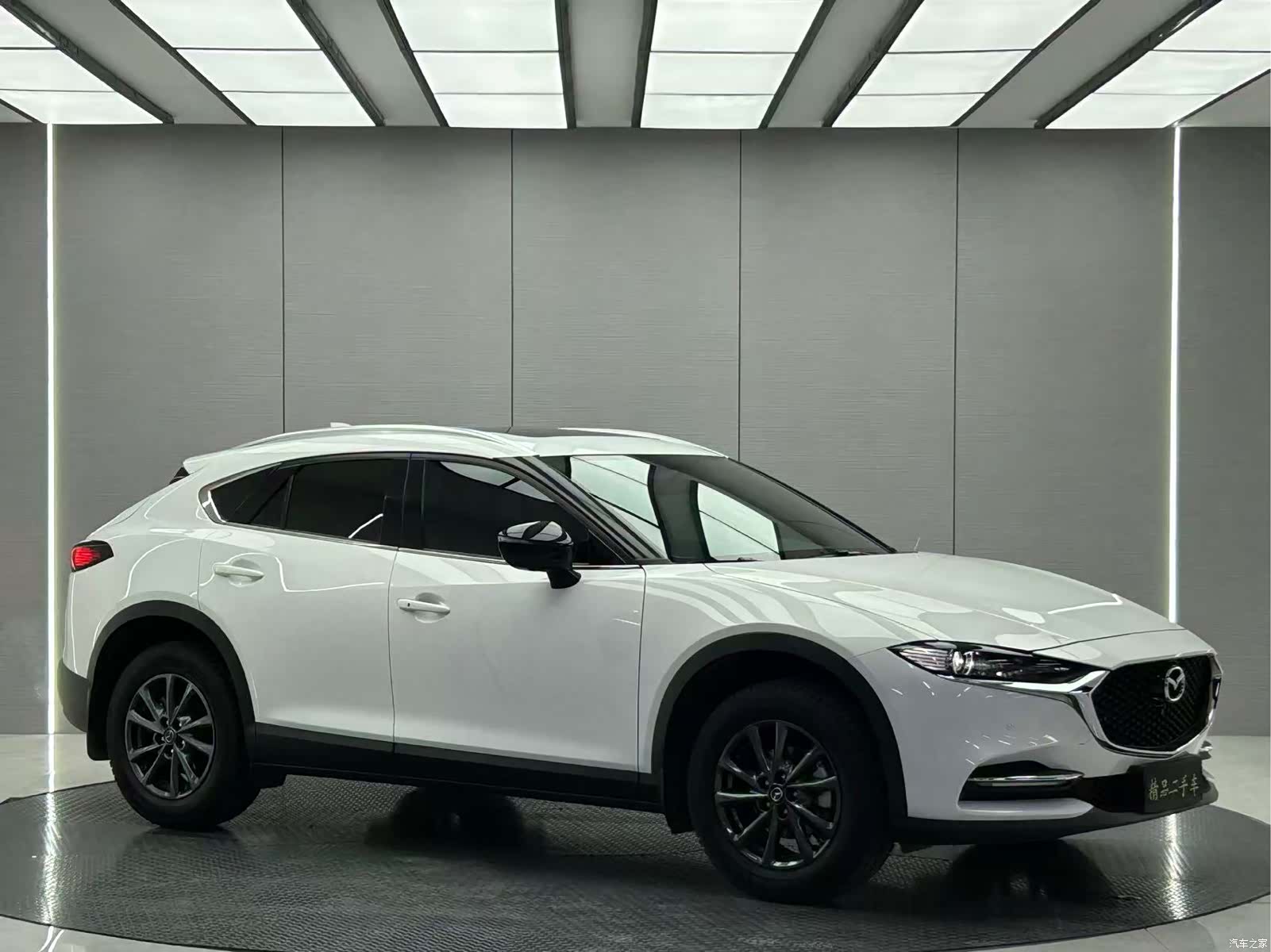 Mazda CX-4, 2023 6