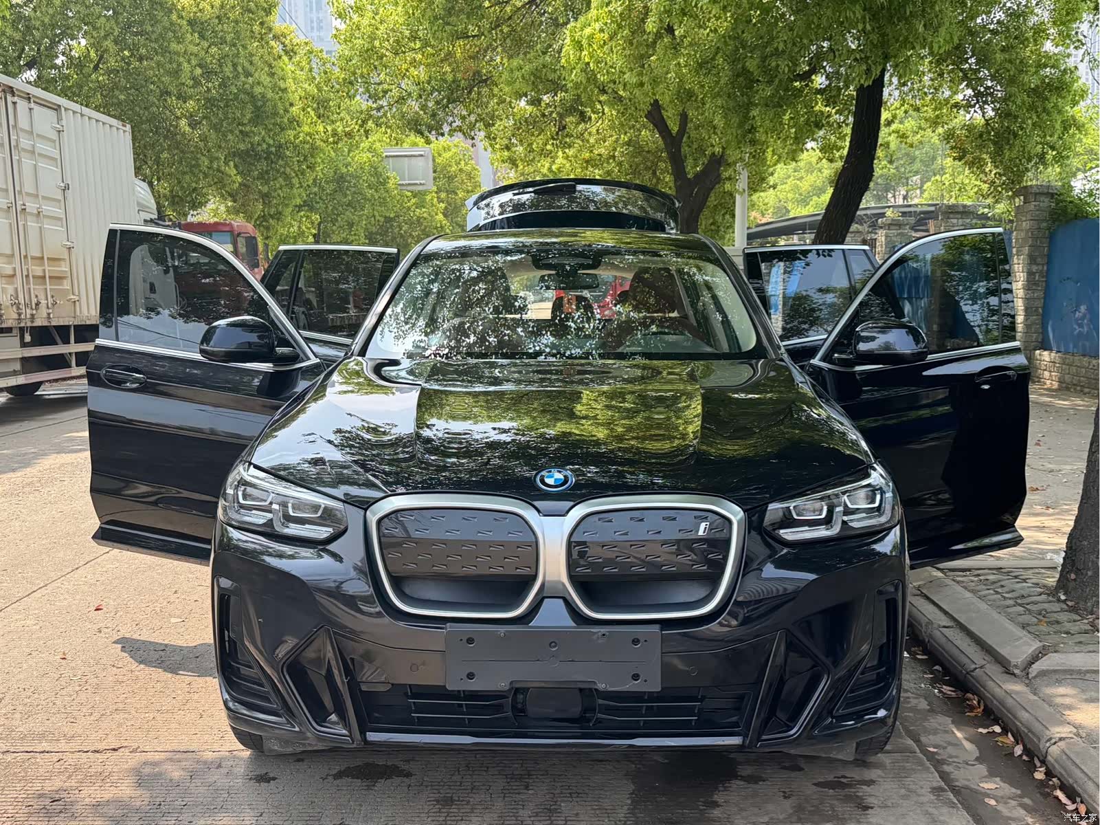 BMW iX3, 2024 16