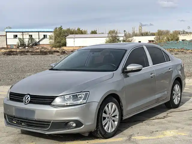 Volkswagen Sagitar 2014 — купить из Китая под заказ