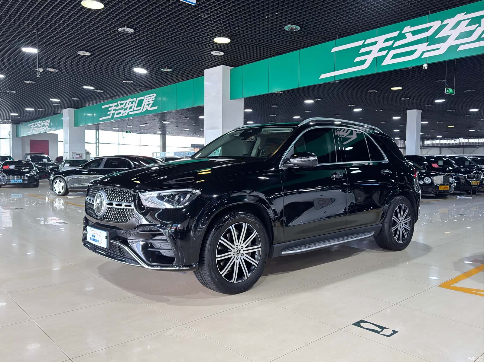 Mercedes-Benz GLE, 2025 1