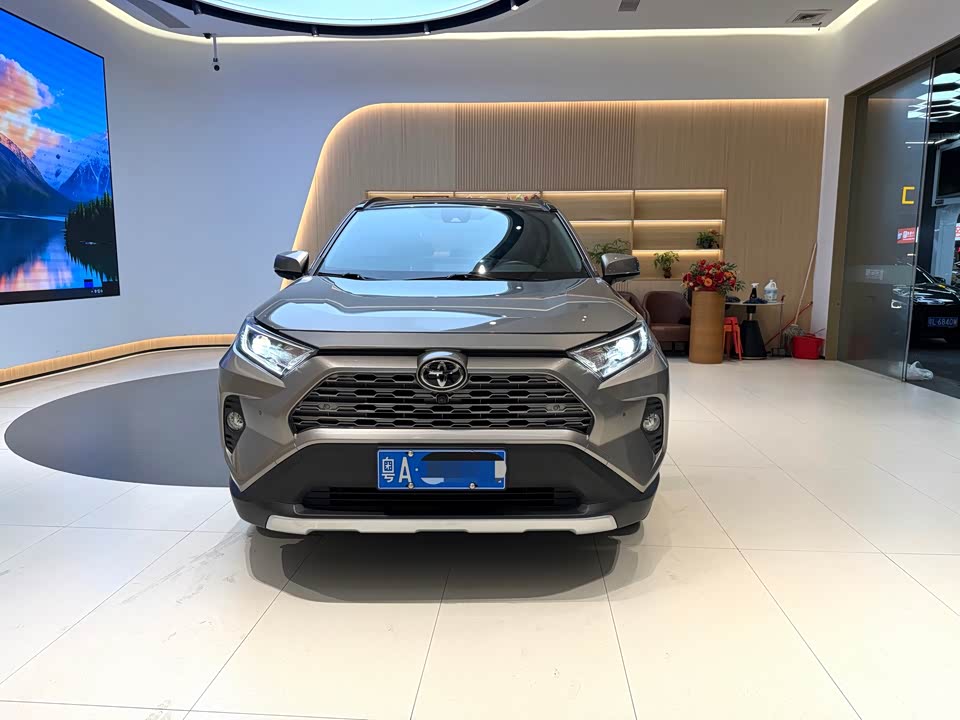Toyota RAV4 Rongfang