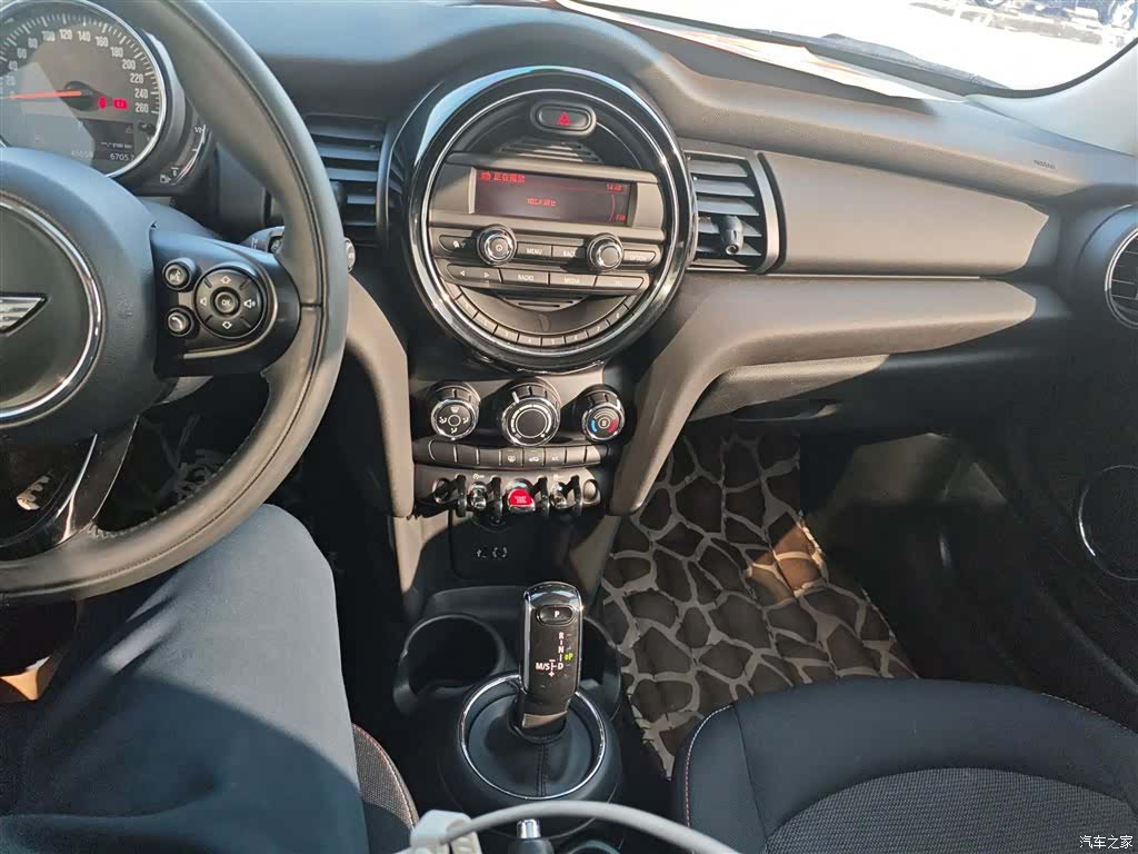 Mini ONE, 2018 7