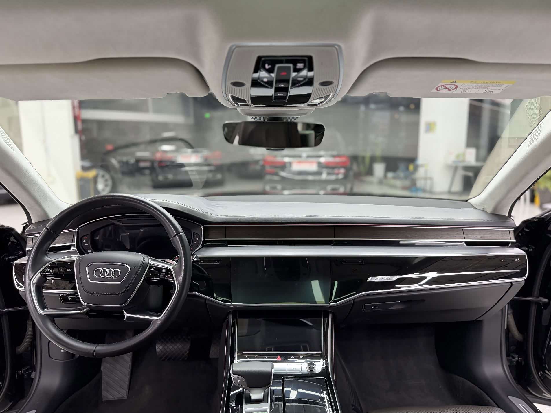 Audi A8L, 2019 7