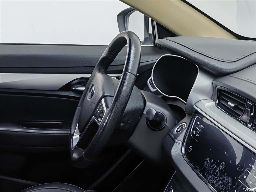Geely Emgrand, 2018 22