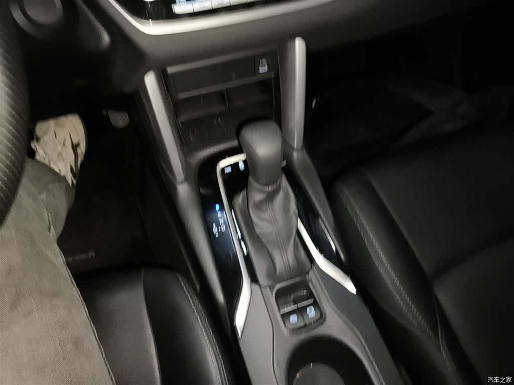 Toyota Frontlander, 2024 14
