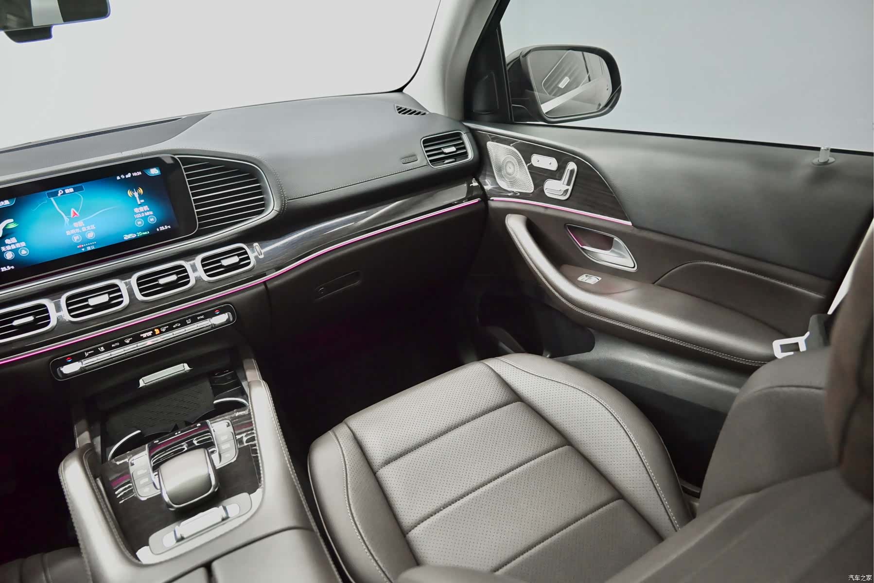 Mercedes-Benz GLE, 2021 11