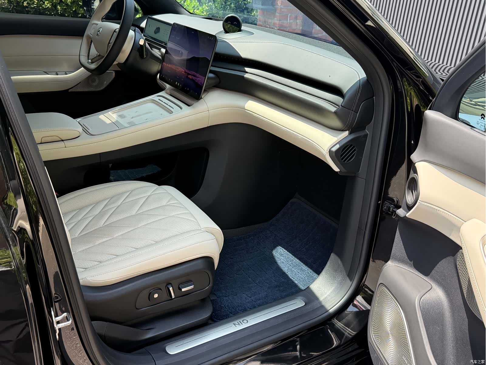 NIO ES6, 2025 7
