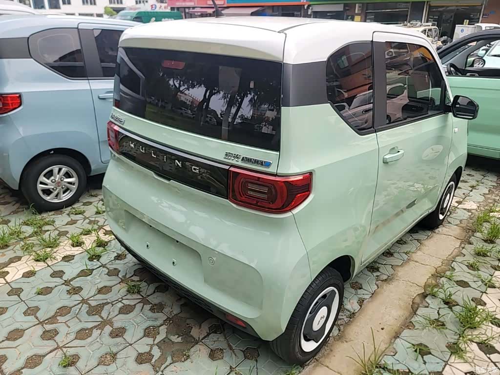 Wuling MINIEV, 2023 7