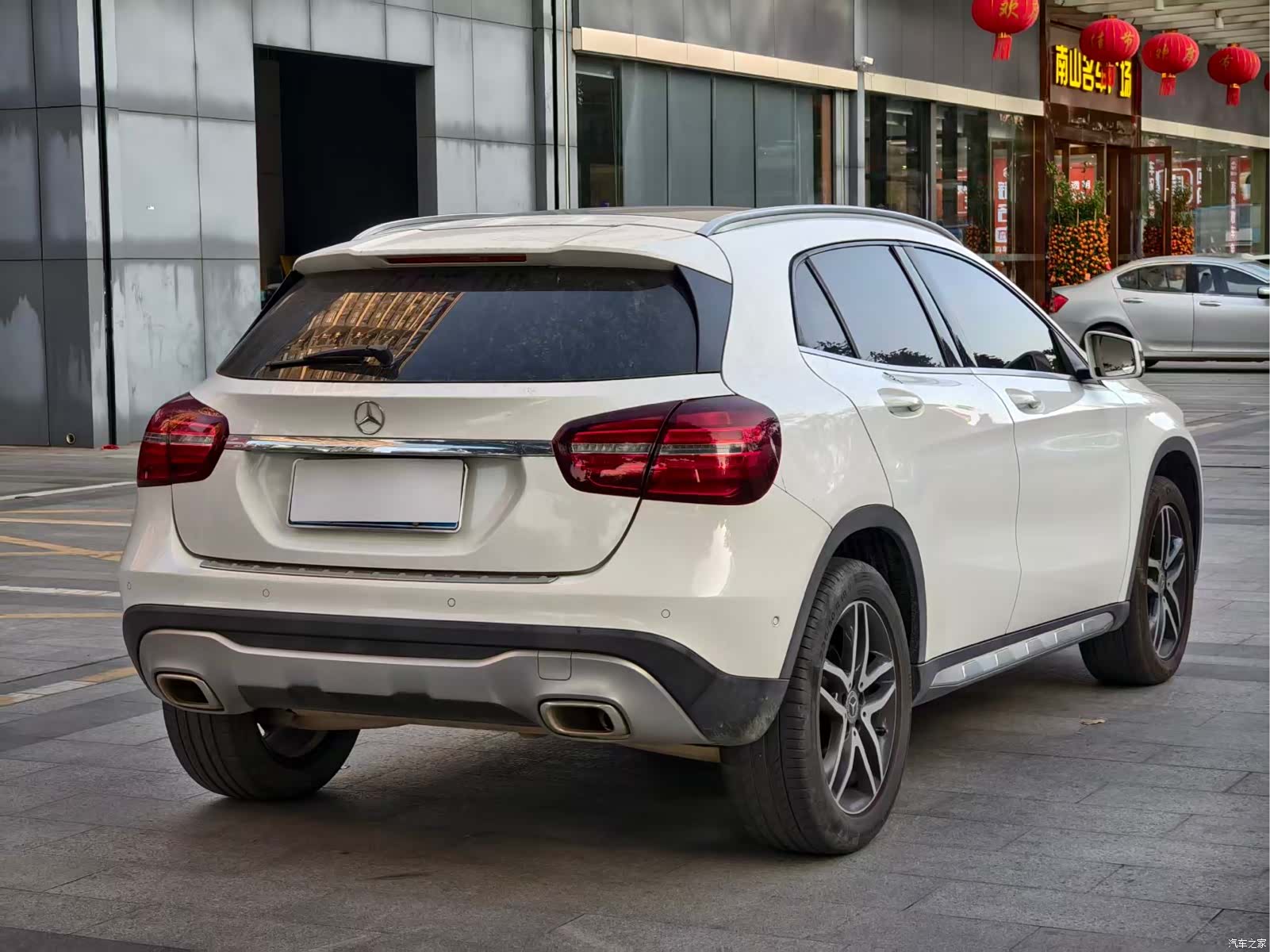 Mercedes-Benz GLA, 2018 6