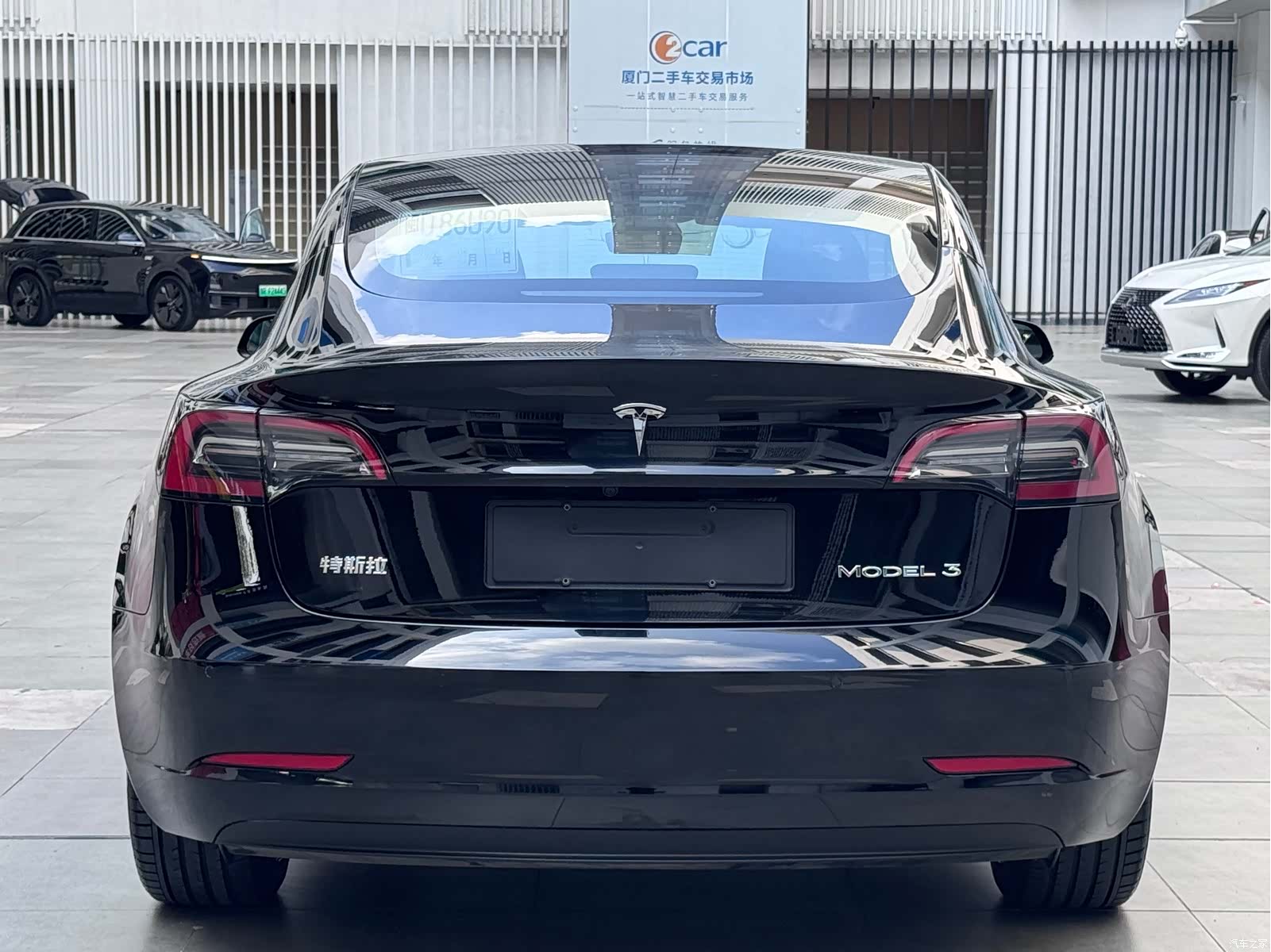 Tesla Model 3, 2022 13