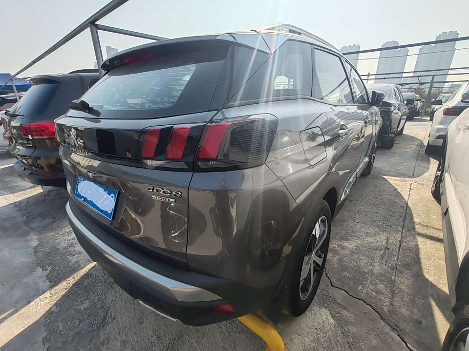 Peugeot 4008