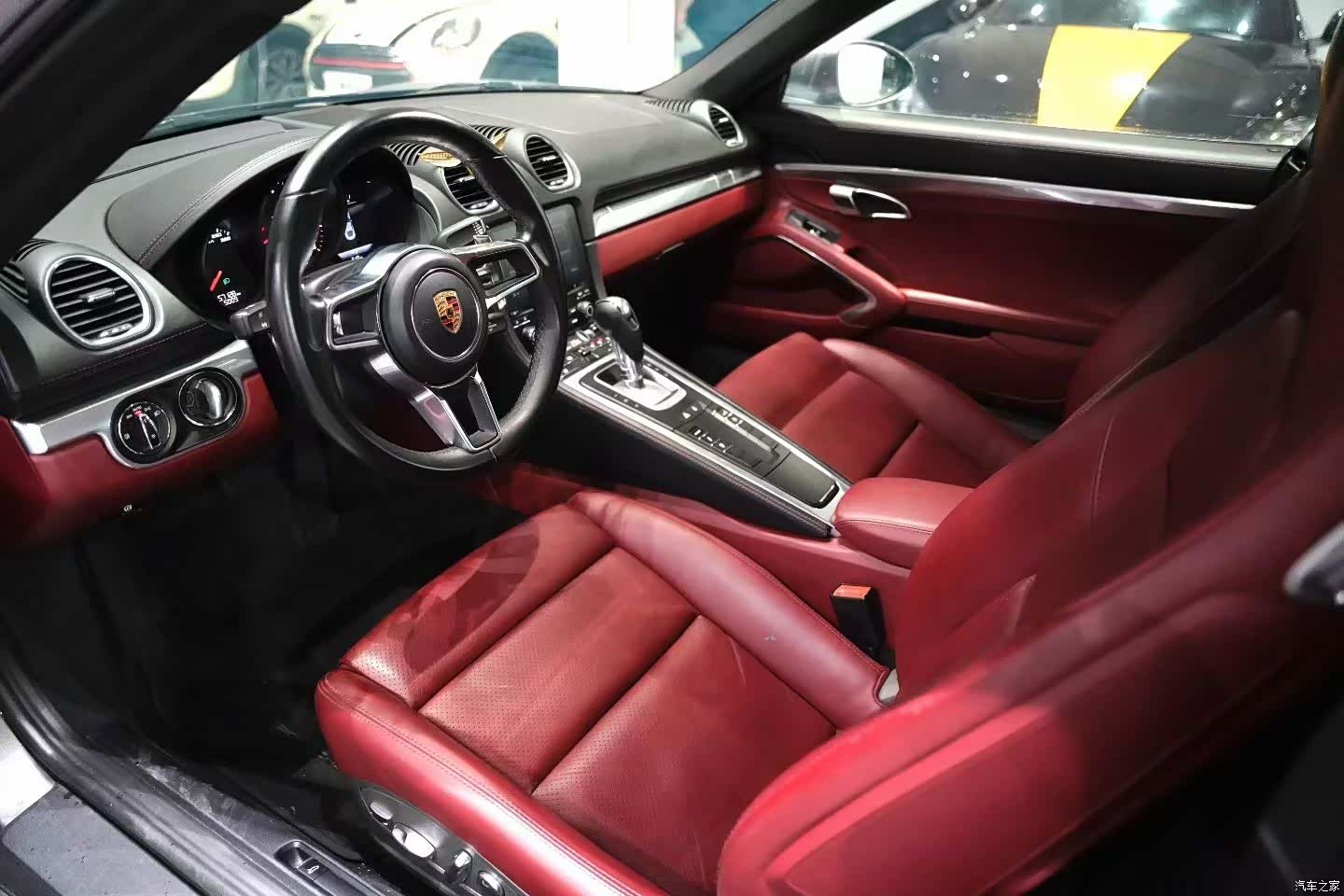 Porsche Cayman, 2018 6